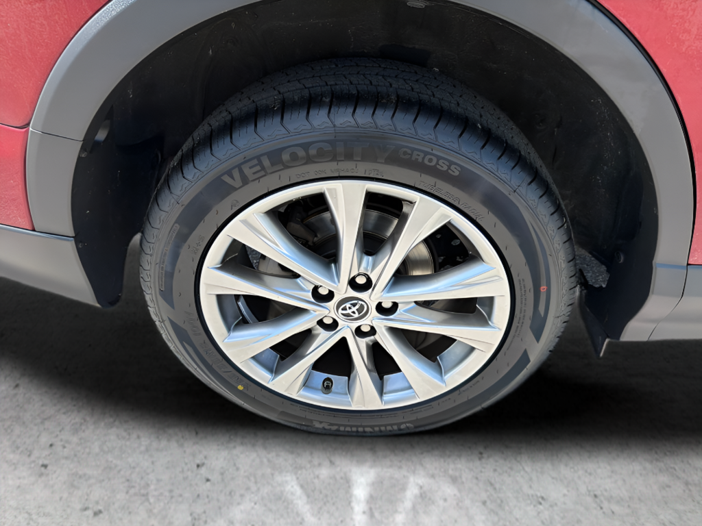 Used 2018 Red Toyota Limited image 47