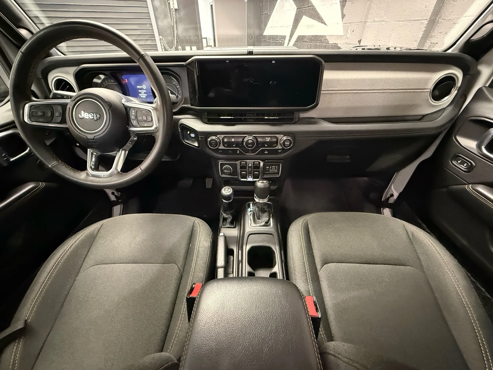 Used 2024 Bright White Clear Coat (pw7) Jeep Sahara 4xe image 24