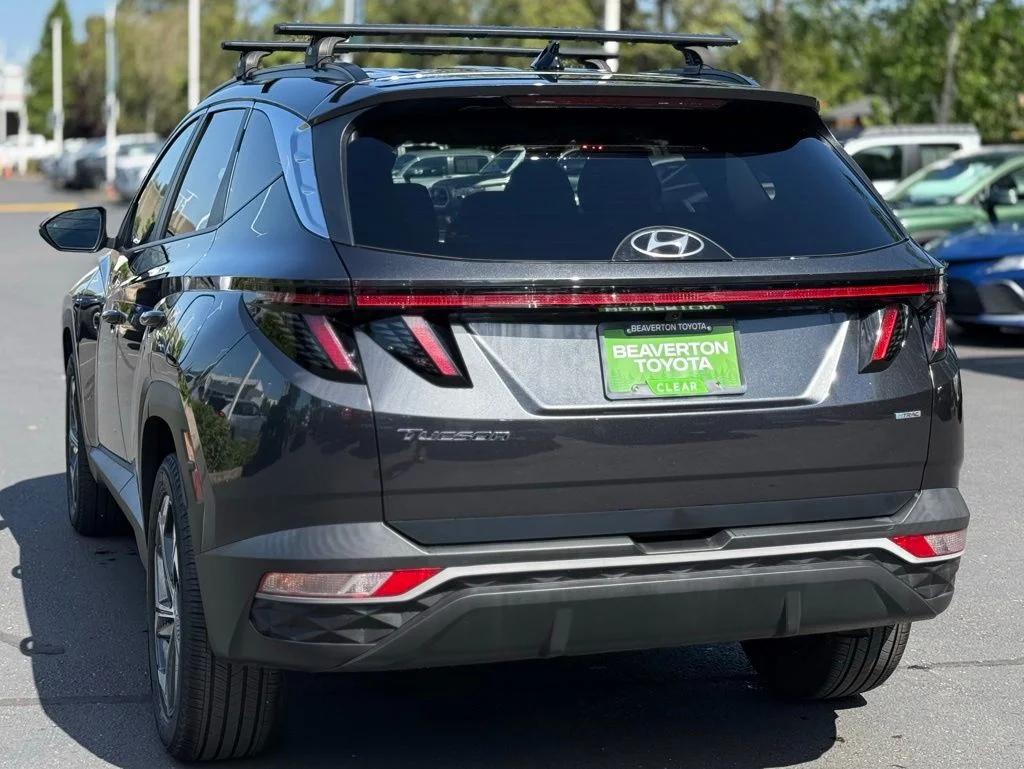 Used 2023 Gray Hyundai SEL image 3
