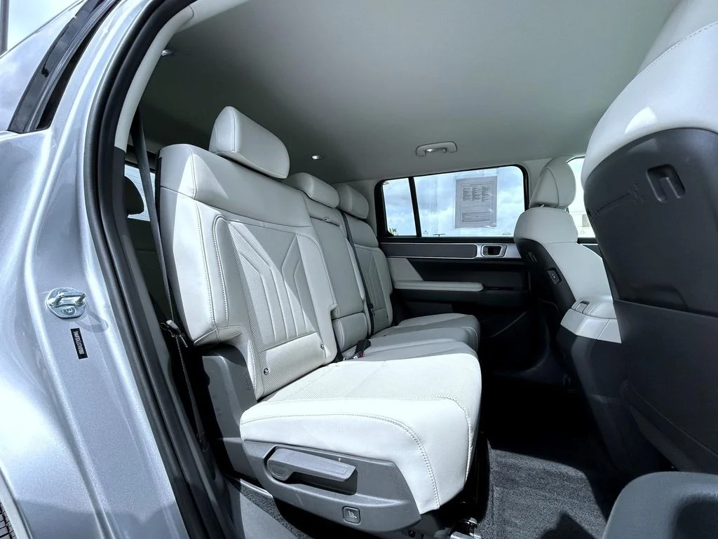 Used 2026 Silver Hyundai SEL image 19