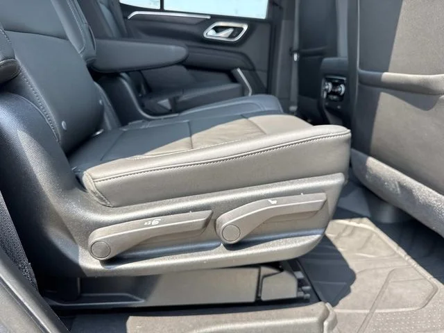 Used 2021 Gray Chevrolet LT image 18