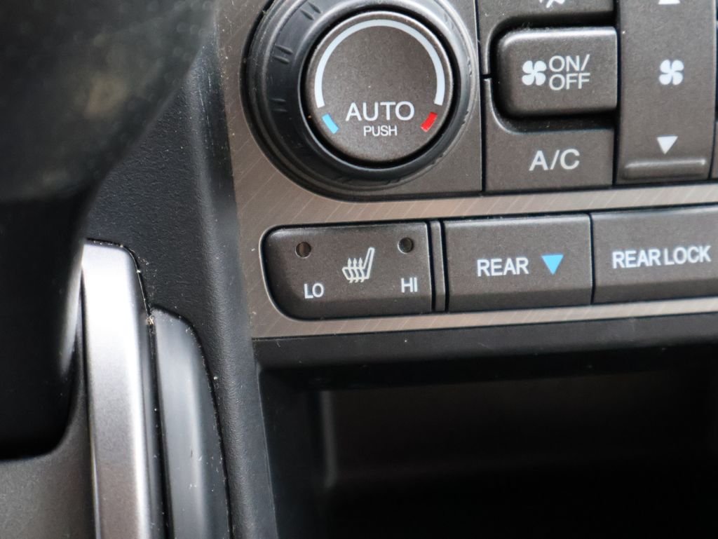 Used 2015 Black Honda EX-L image 25