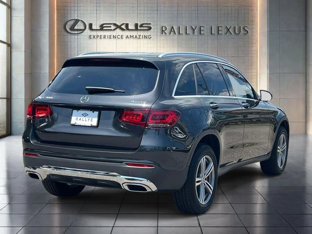 Used 2022 Graphite Gray Metallic Mercedes-Benz GLC 300 image 7