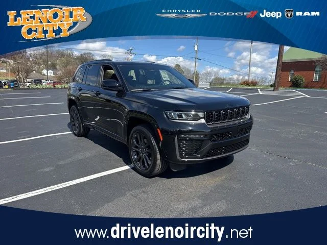 New 2026 Diamond Black Crystal Pearl-Coat Exterior Paint Jeep Limited Reserve image 1