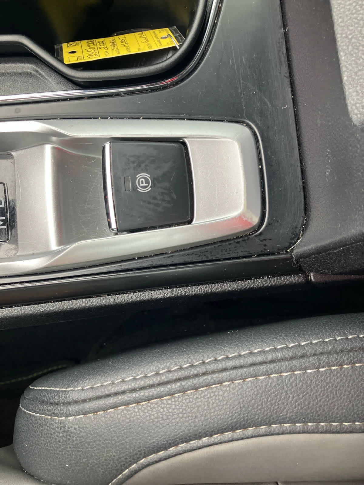 Used 2022 Ice Silver Metallic Subaru Onyx Edition image 32