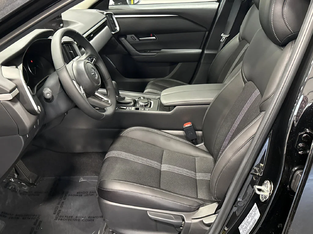 New 2026 Jet Black Mica Mazda 2.5 S Select AWD image 4