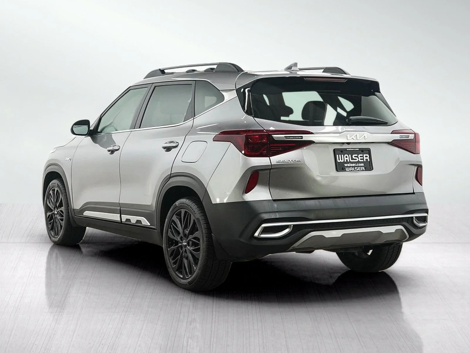 Used 2022 Steel Gray Kia Nightfall DCT AWD image 4