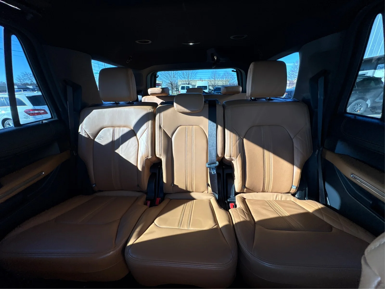 Used 2022 White Ford Platinum image 14