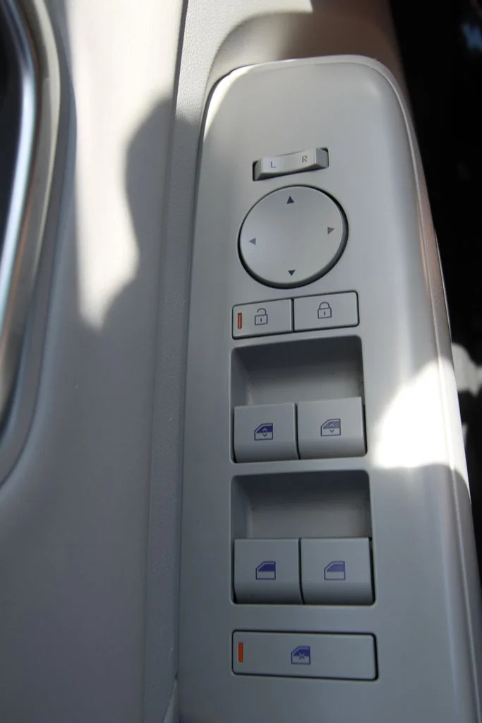Used 2024 White Hyundai Limited image 24
