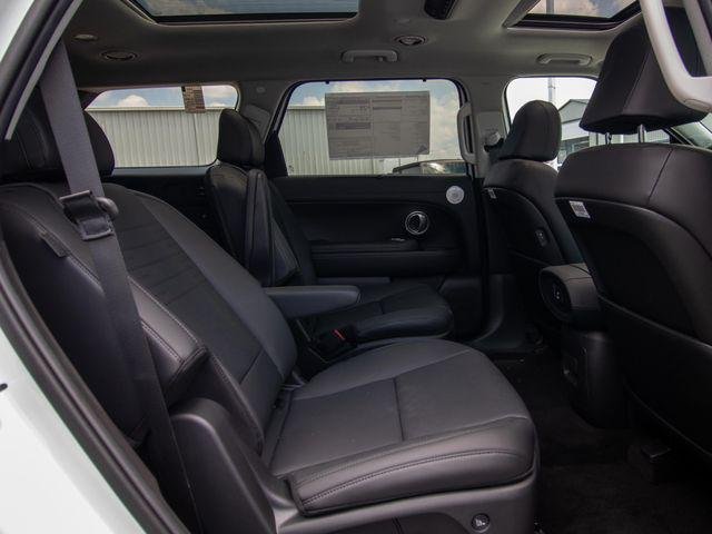 New 2026 White Hyundai Limited AWD image 17