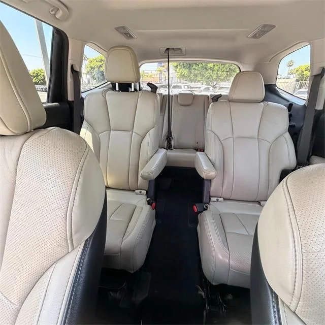 Used 2020 White Subaru Limited image 34