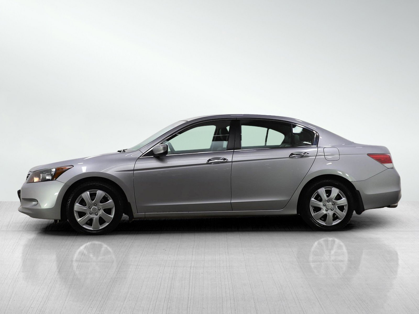 Used 2010 Honda Accord EX-L V6 with VIN 1HGCP3F88AA008352 for sale in Burnsville, Minnesota