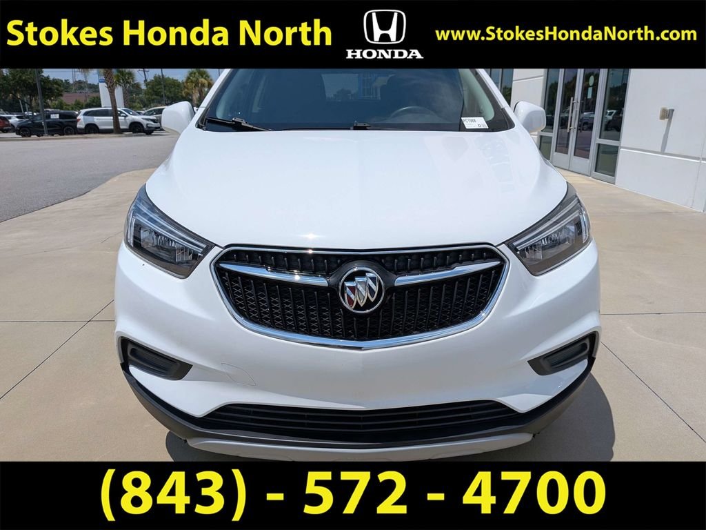 Used 2021 White Buick Preferred image 13