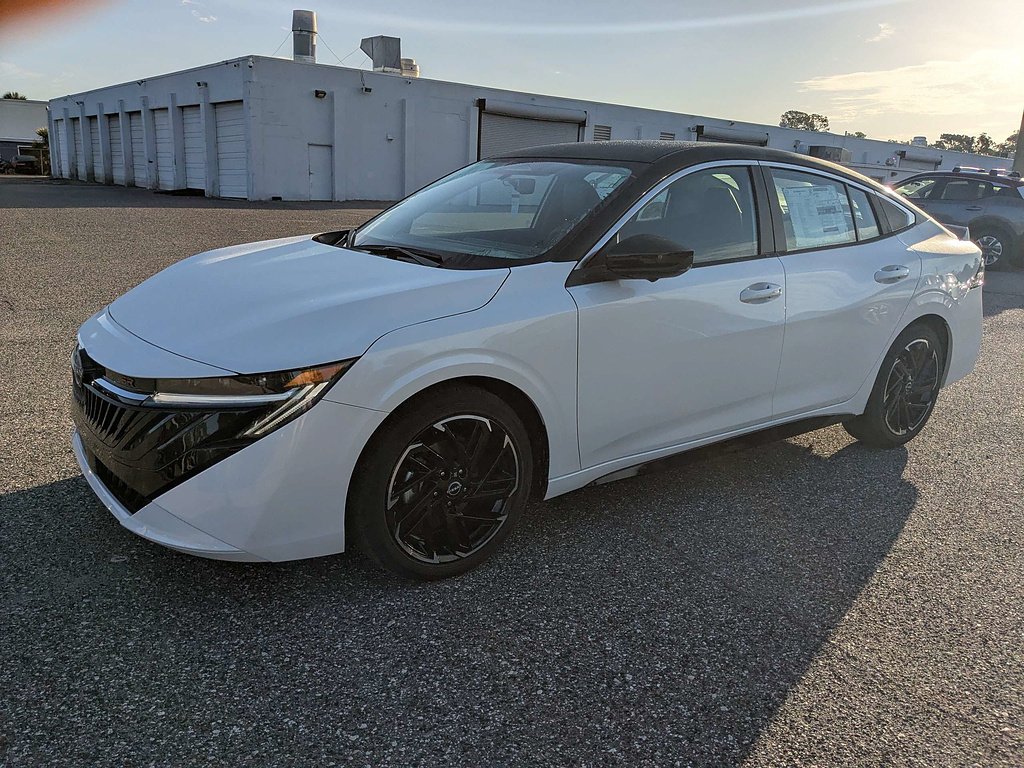 New 2026 Aspen White TriCoat / Super Black Two-tone Nissan SR image 8