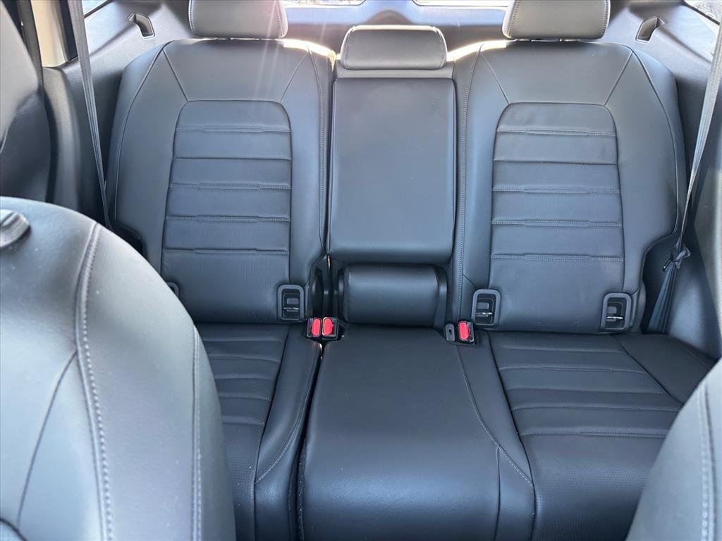Used 2026 Solar Silver Metallic Honda EX-L image 17