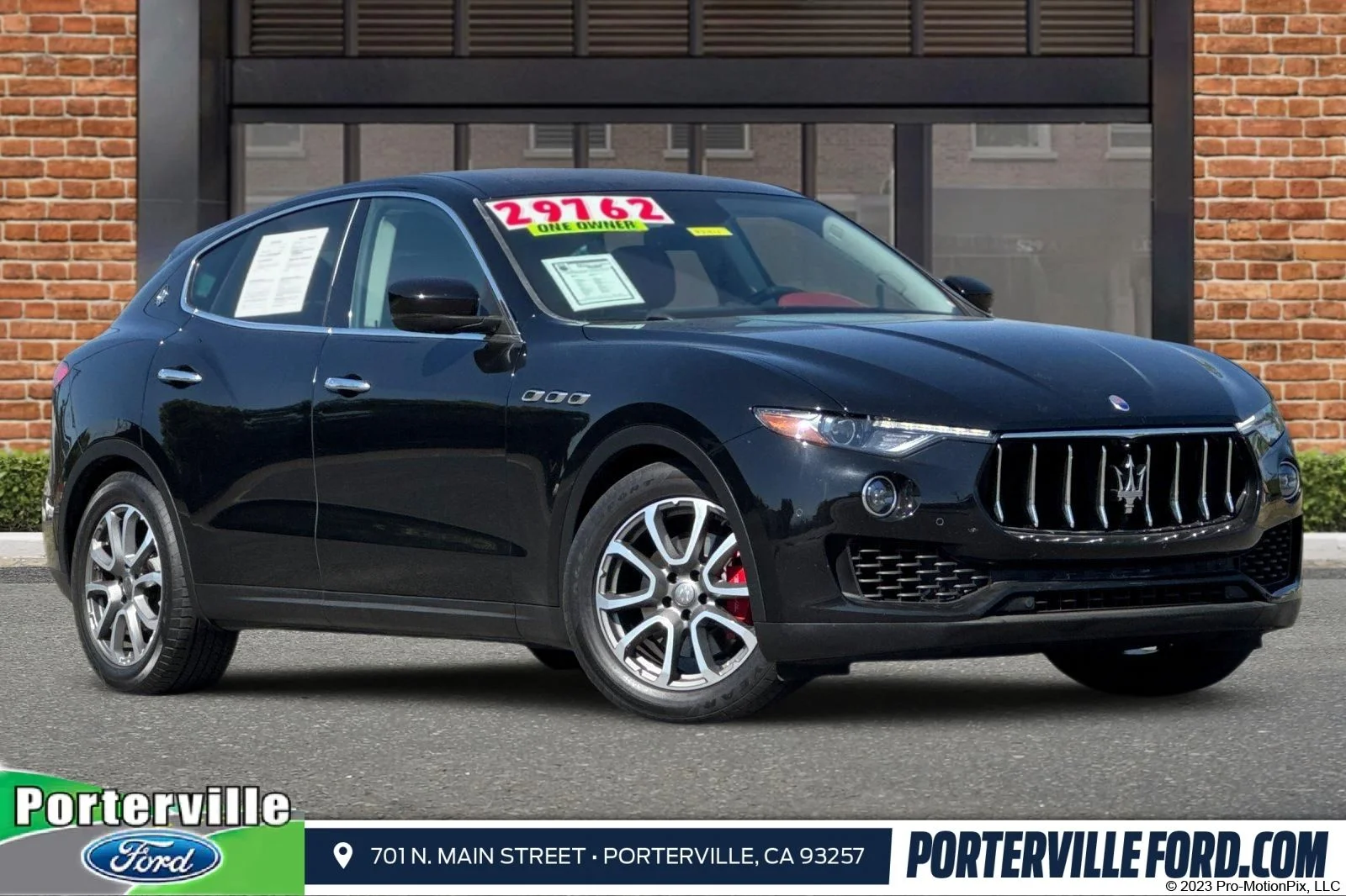 2018 Maserati Levante Levante's photo