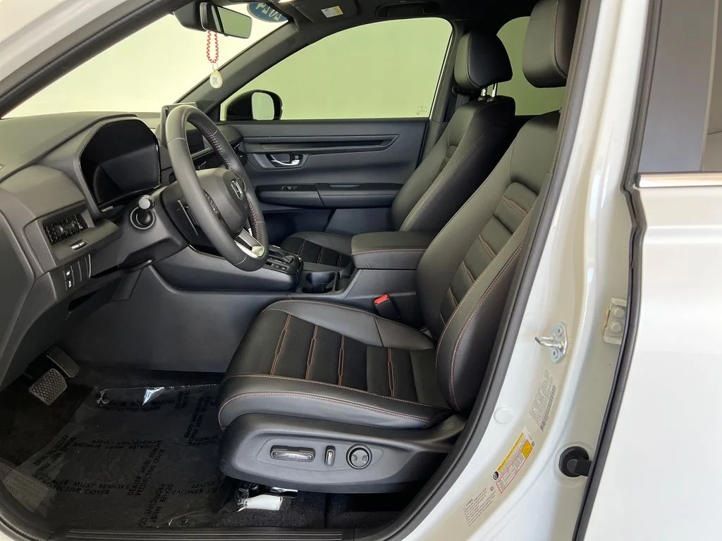 Used 2024  Honda Sport-L image 11