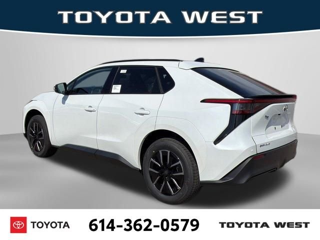 New 2026 Wind Chill Pearl Toyota XLE image 9