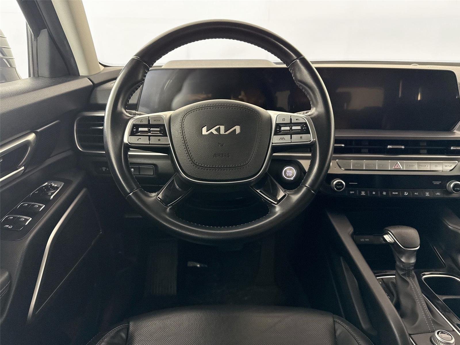 Used 2023 Ebony Black Kia LX image 29