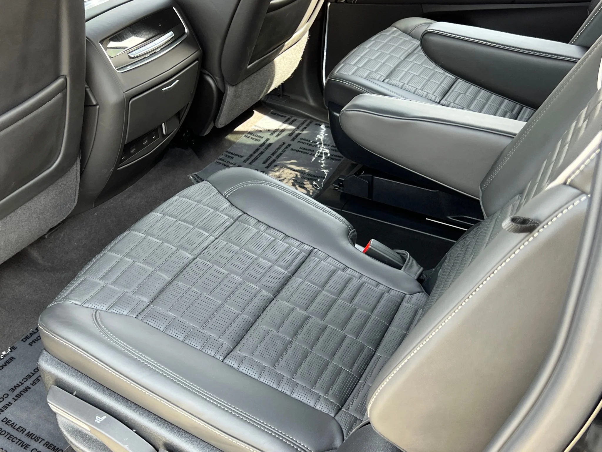 Used 2025 Black Cadillac V-Series image 22