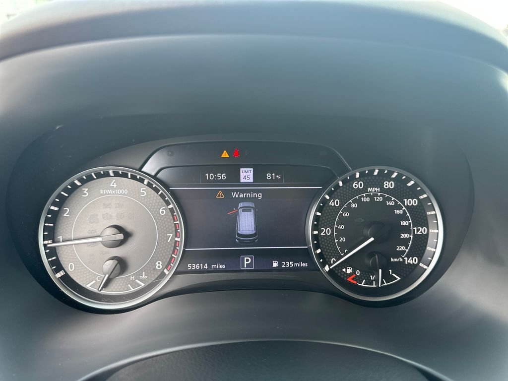 Used 2022 Gray Nissan Platinum image 19
