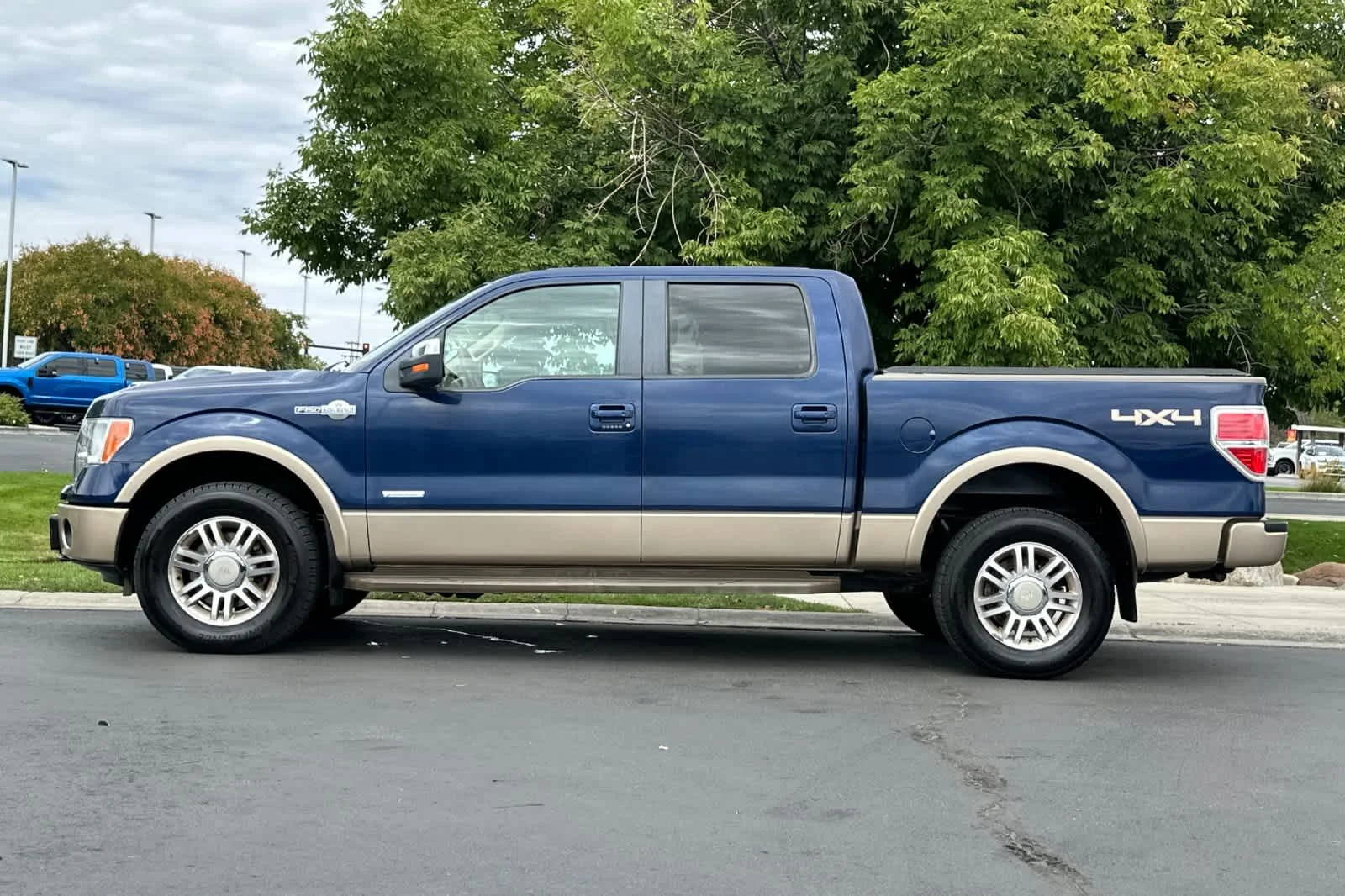 Used 2012 Dark Blue Pearl Metallic Ford King Ranch image 5