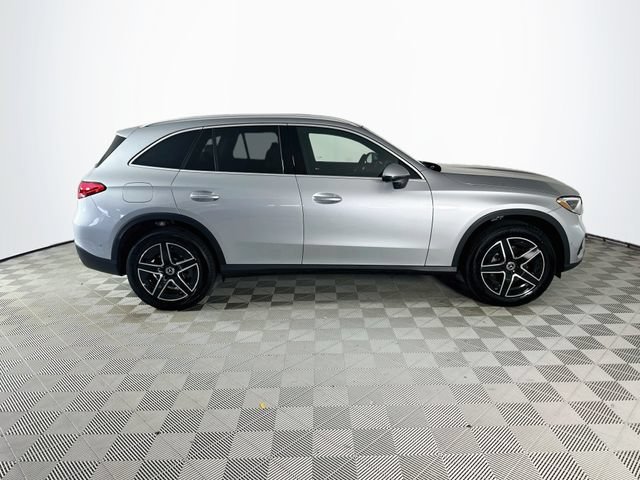 New 2027 Cirrus Silver Metallic Mercedes-Benz GLC 300 image 39