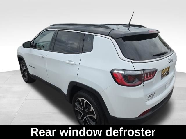 Used 2024 White Jeep Limited image 9