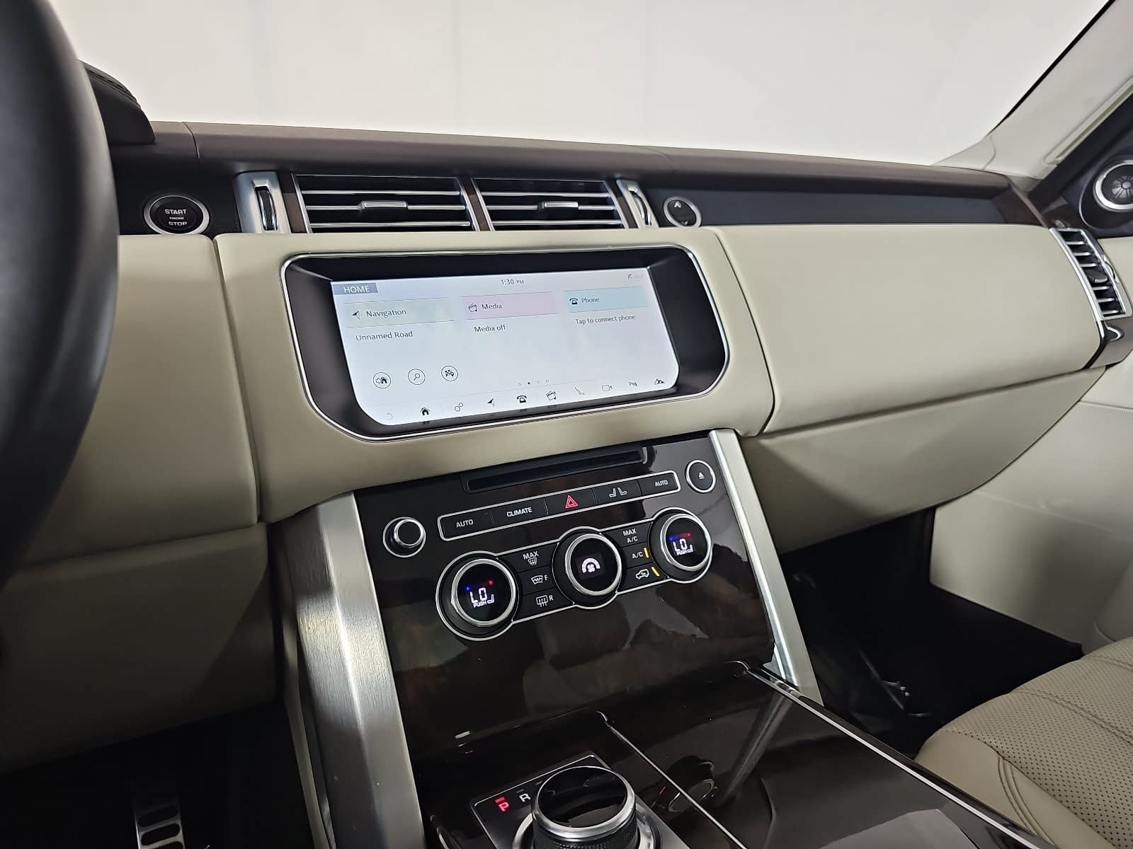 Used 2017 Black Land Rover 5.0L V8 Supercharged image 20