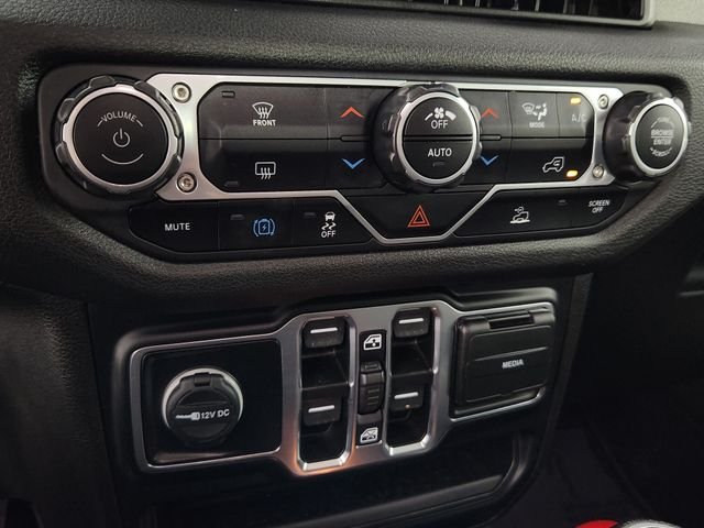 Used 2024 White Jeep Sport S 4xe image 28
