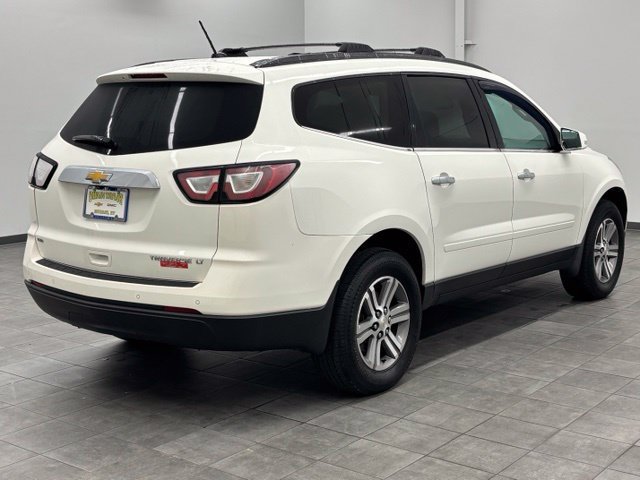 Used 2015 Chevrolet Traverse 2LT with VIN 1GNKVHKD9FJ131107 for sale in Murray, KY