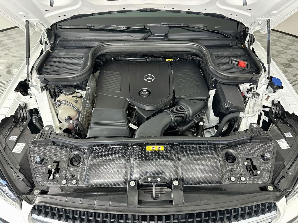 Used 2024 White Mercedes-Benz GLE 350 image 31
