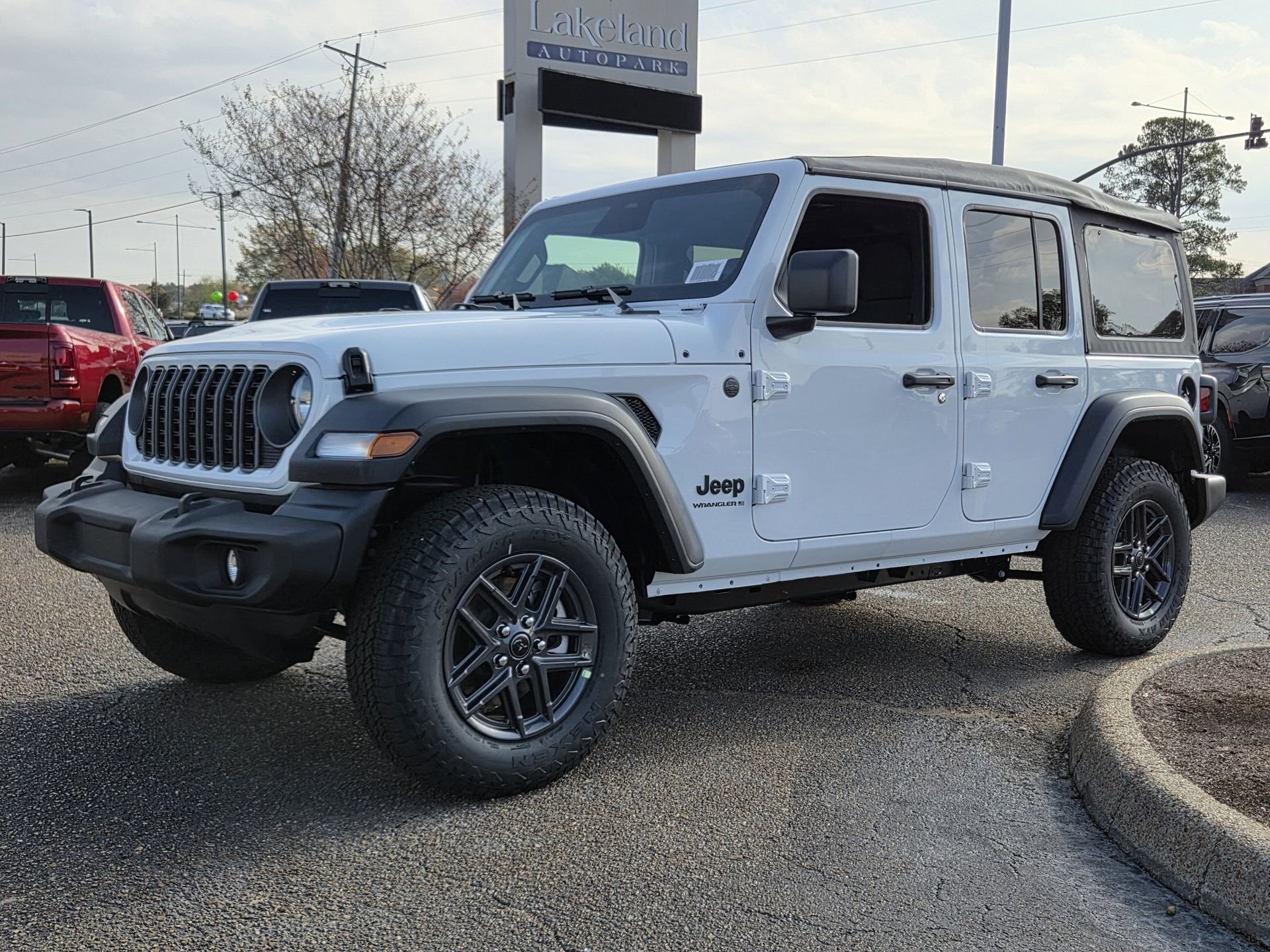 2026 Jeep Wrangler Sport S's photo