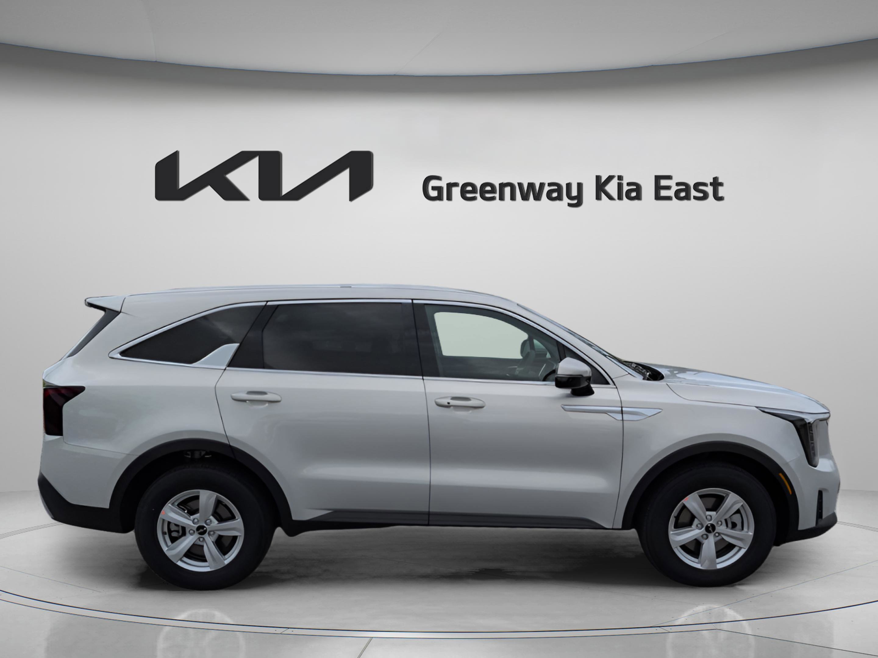 New 2026 Ivory Silver Kia LX image 4