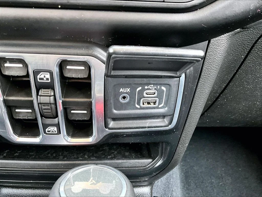 Used 2023 Black Jeep Sahara 4xe image 21