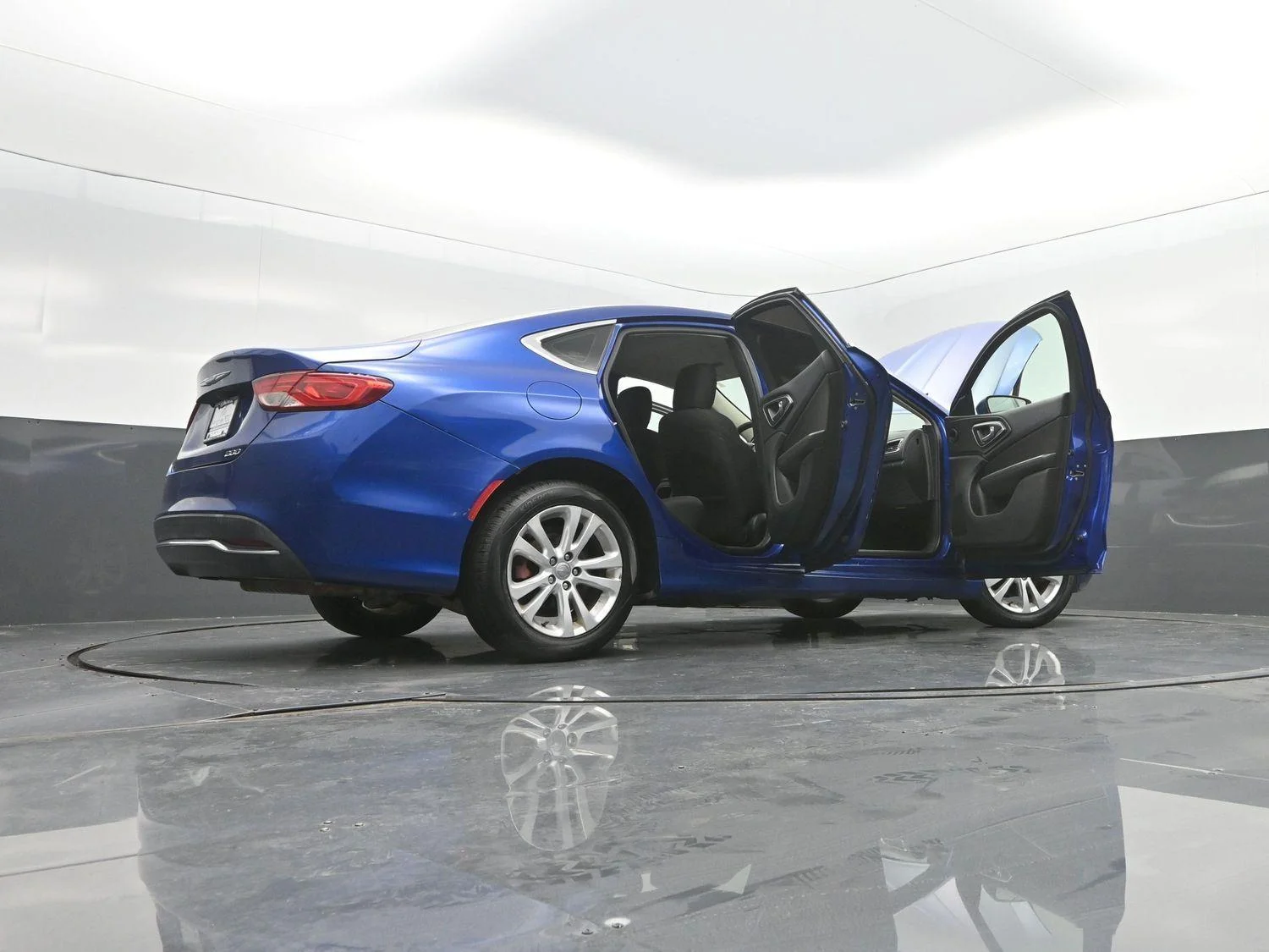Used 2016 Vivid Blue Pearlcoat Chrysler Limited image 42