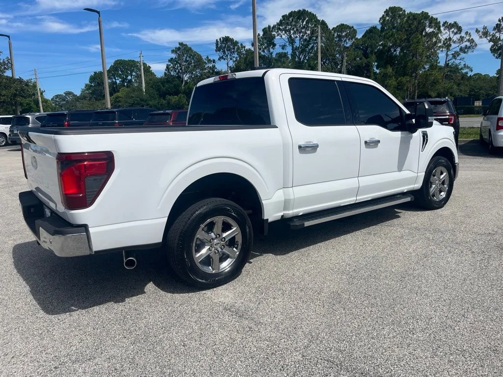 Used 2024 White Ford XLT image 6