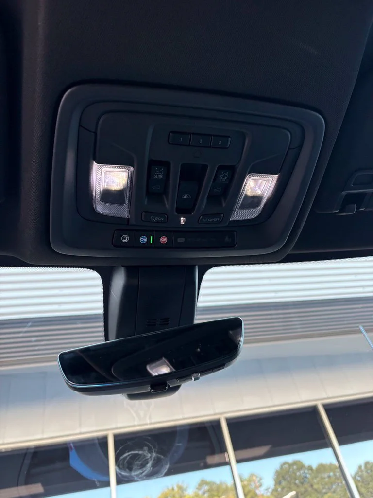 Used 2020 Blue Chevrolet High Country image 18