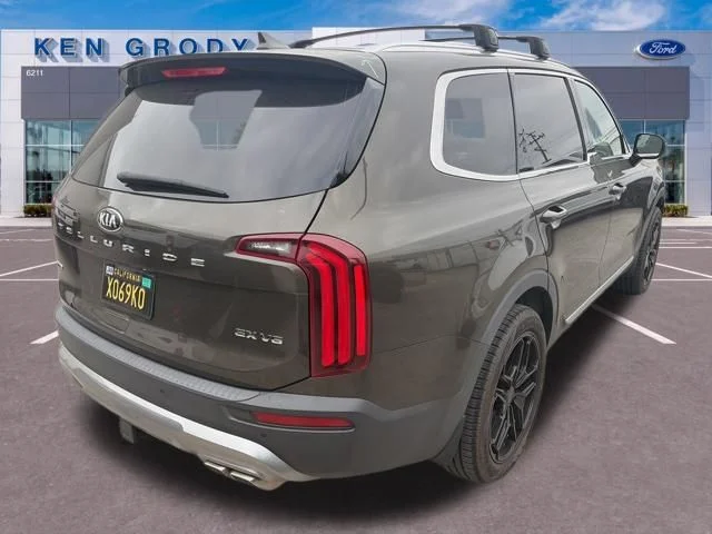 Used 2020 Green Kia EX image 6