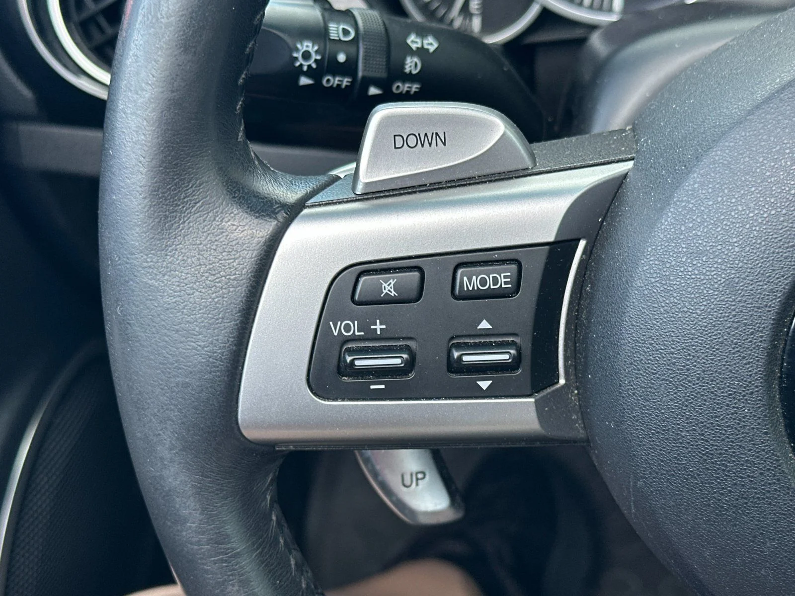 Used 2008 Galaxy Gray Mica Mazda Grand Touring image 24