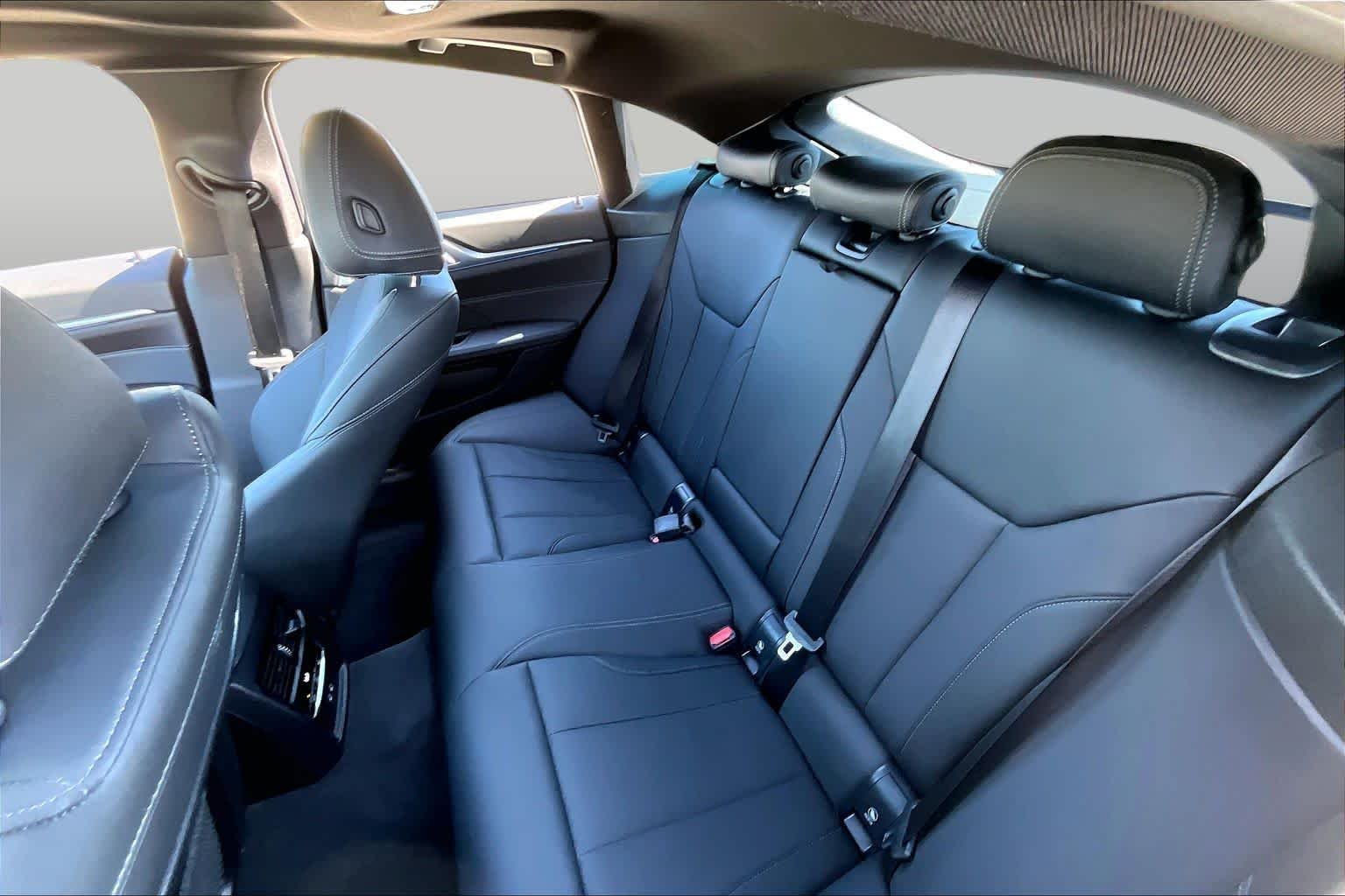 Used 2024 Skyscraper Grey Metallic BMW eDrive35 image 19