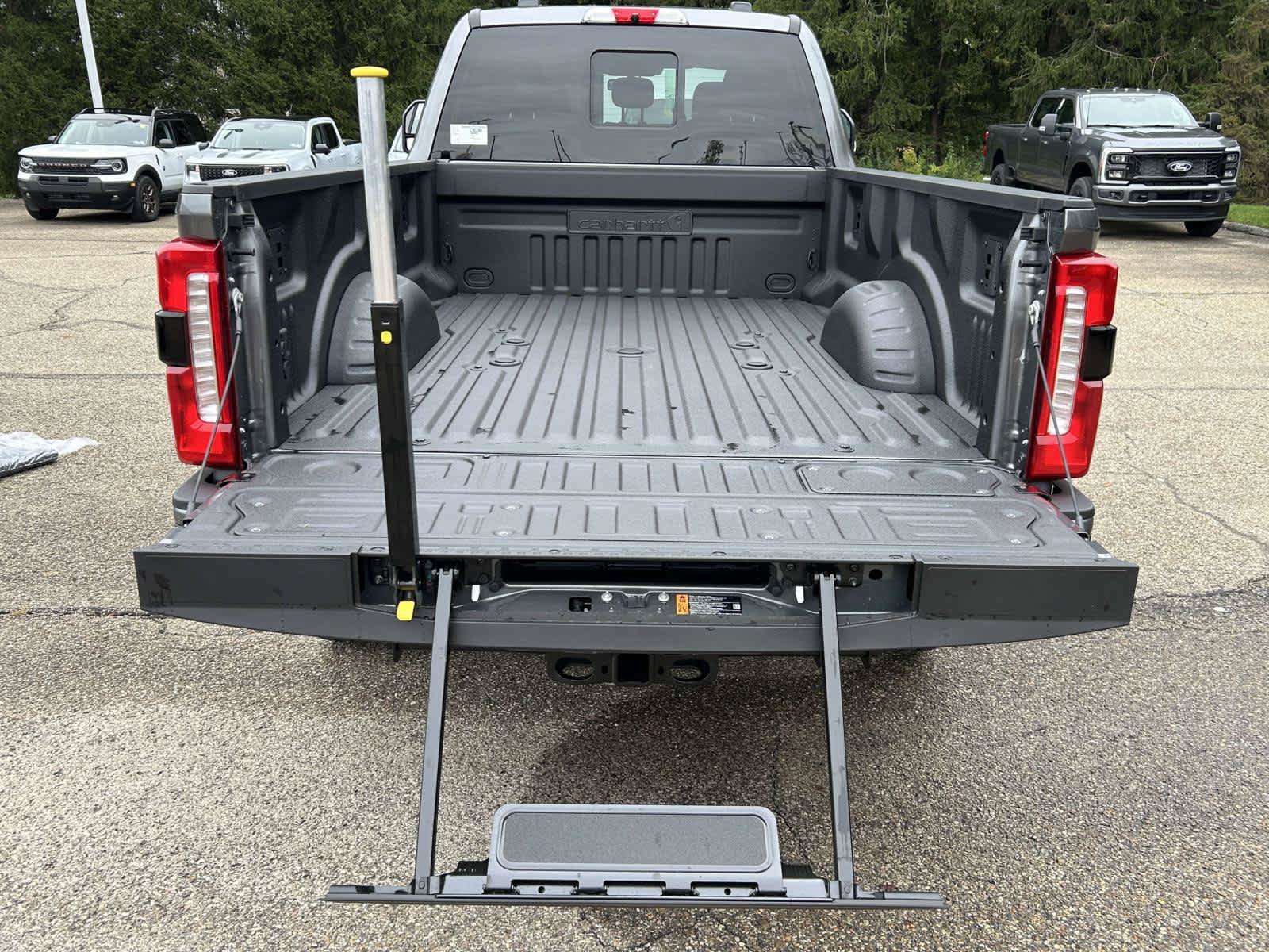 New 2027 Carbonized Gray Ford  image 22