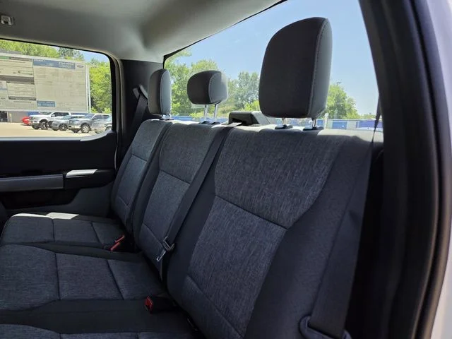 New 2026 Oxford White Ford F-250® XL image 32