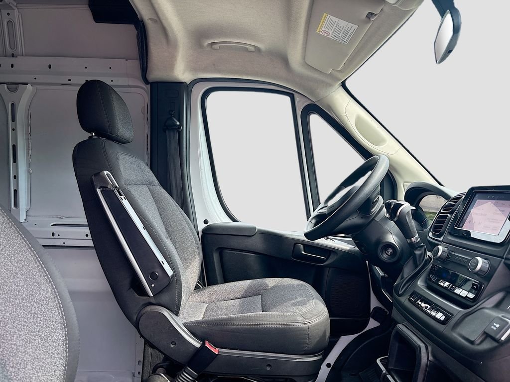 Used 2023 White Ram High Roof image 21
