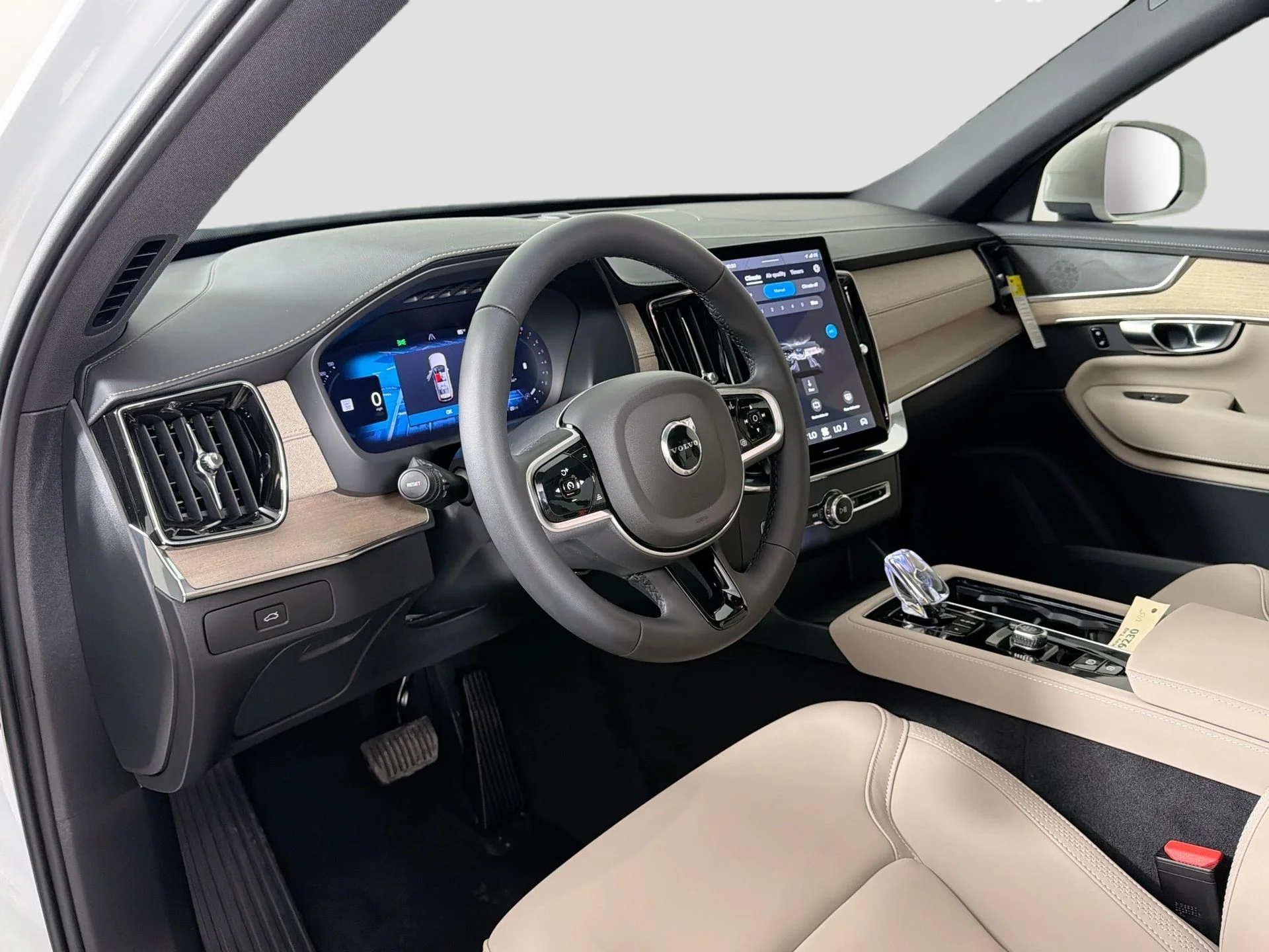 New 2026 Crystal White Volvo Plus image 9