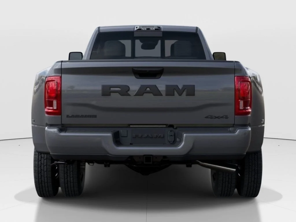 New 2026 Ceramic Gray Clear-Coat Exterior Paint RAM Laramie image 6
