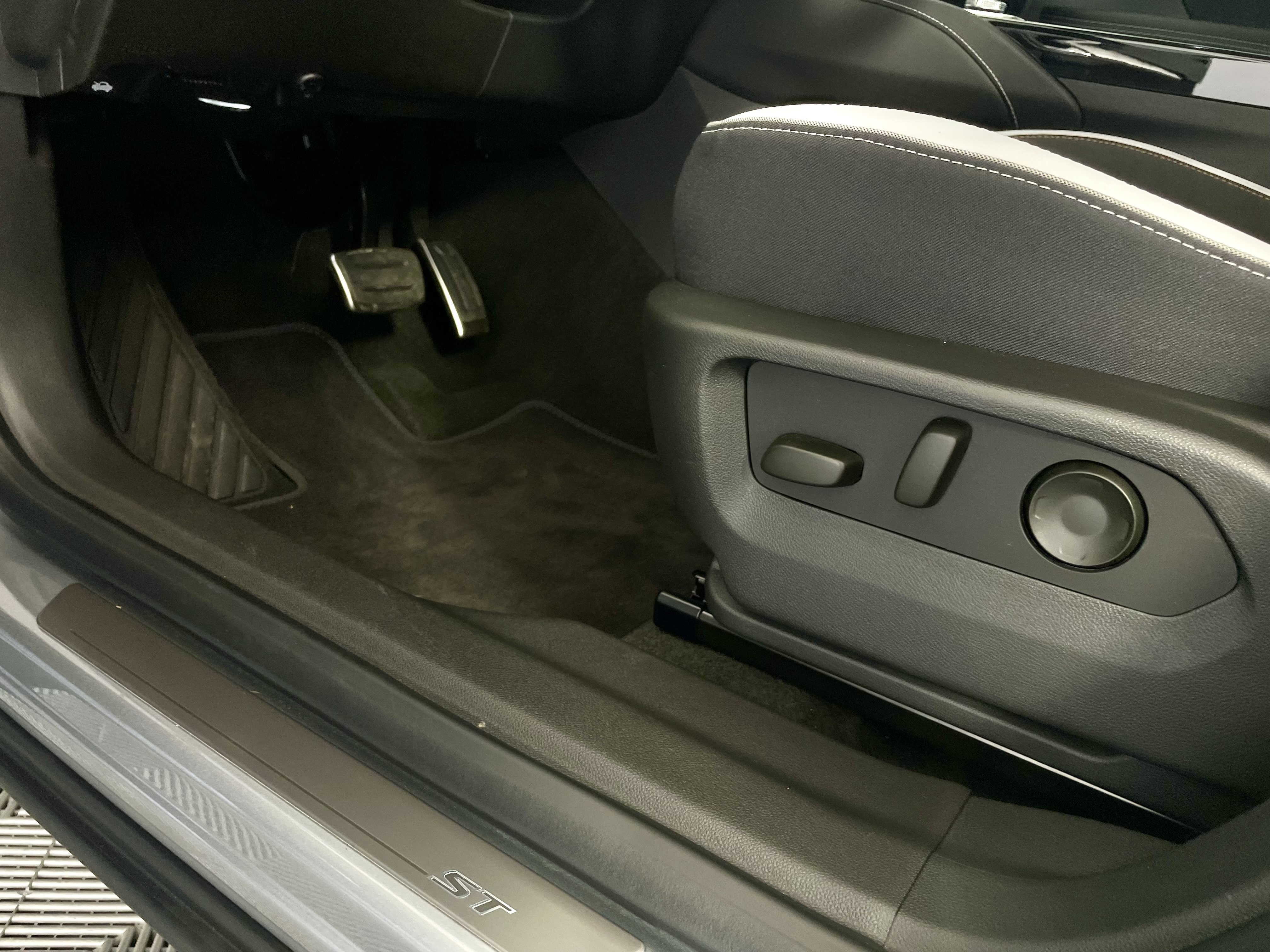 Used 2026 Moonstone Gray Metallic Buick Sport Touring image 15