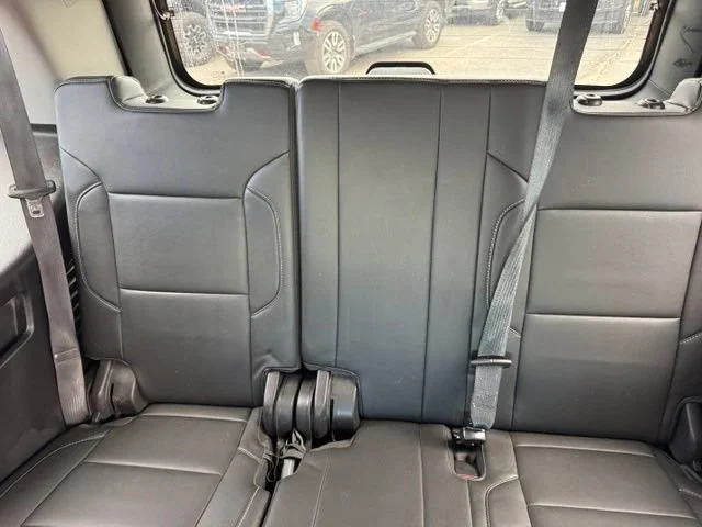 Used 2018 SUMMIT WHITE Chevrolet LT image 21