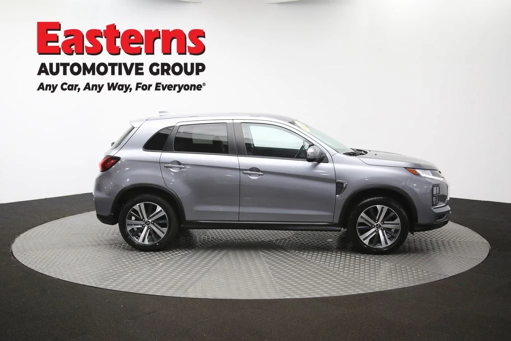 Used 2022 Silver Mitsubishi 2.0 SE image 46