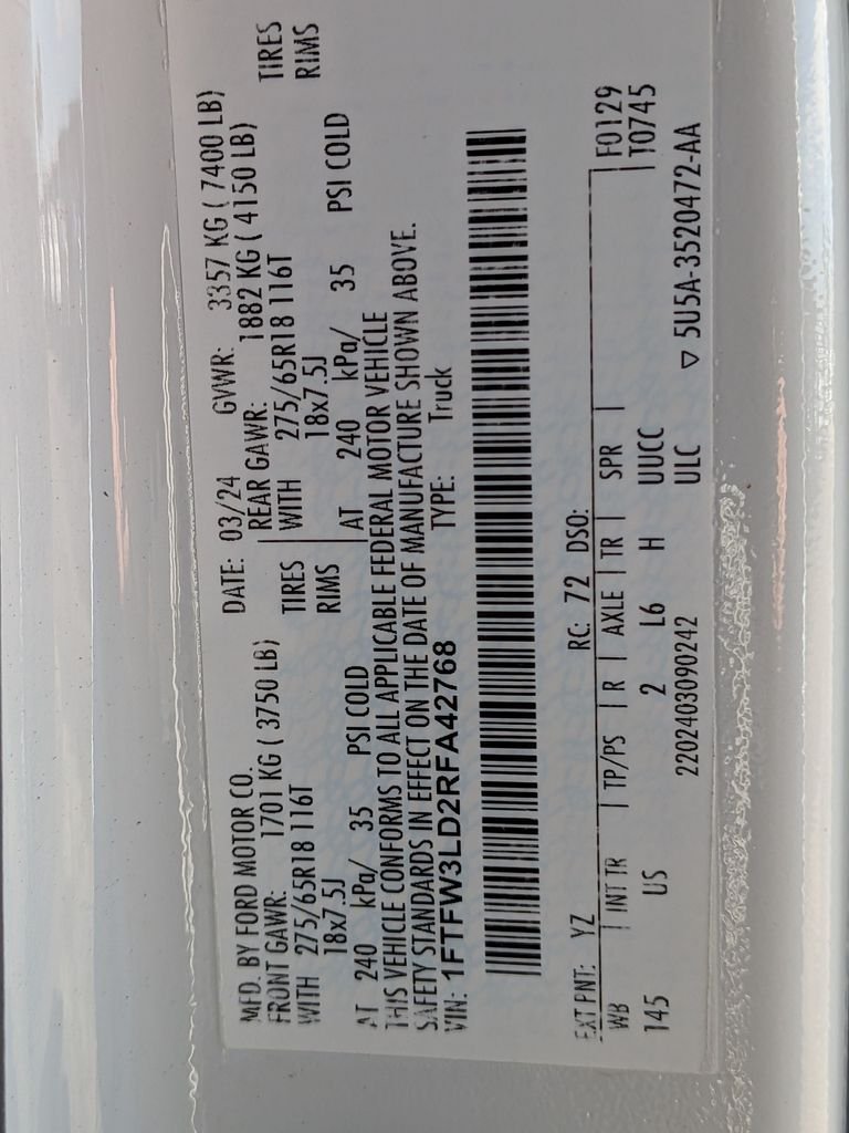 Used 2024 White Ford XLT image 28